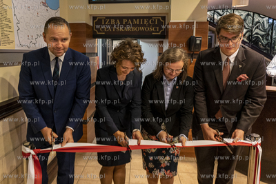 Otwarcie izby pamięci w Izbie Administracji Skarbowej...