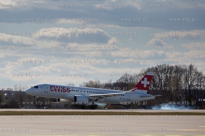 Gdańsk, Port Lotniczy im. Lecha Wałęsy.  Uroczyste...