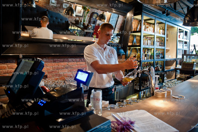 Gdansk. Restauracja Kubicki, ktora po ponad dwu letniej...