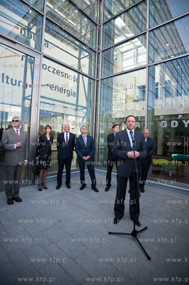 Gdynia. Uroczyste otwarcie nowych obiektow
Pomorskiego...