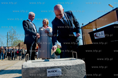 Gdansk. Batycki Kampusu Uniwersytetu Gdanskiego. Uroczystosc...