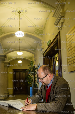 Gdansk. Nowy Ratusz. Pawel Adamowicz - prezydent Miasta...