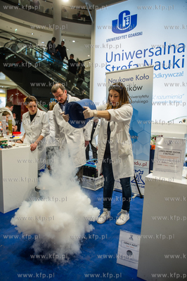 Gdansk. Galeria Baltycka. Uniwersalna Strefa Nauki...