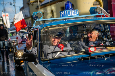 Sopot. Parada zabytkowych wozów strażackich i zabytkowych...