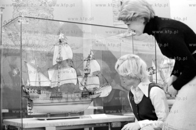 Wystawa modeli okretowych wykonanych przez członków...