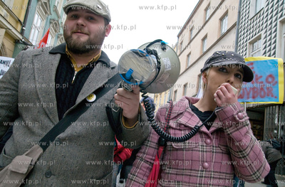 Krakow. Doroczna demonstracja feministyczna organizowana...