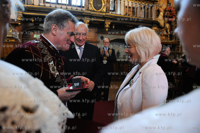 Gdansk. Dwor Artusa. Wreczenie Medali sw. Wojciecha...