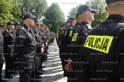 Slupsk
115 policjantow szkolonych w Szkole Policji...