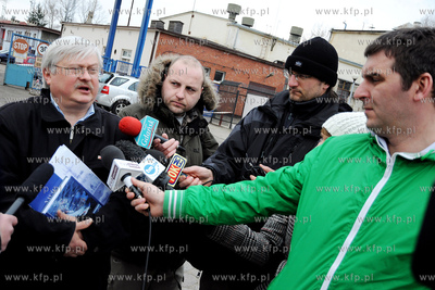 W Stoczni Marynarki Wojennej SA w Gdyni odbyl sie wiec...