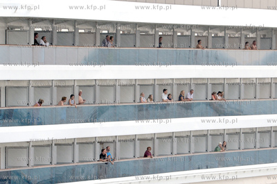 Przy Nabrzezu Francuskim w gdynskim porcie cumowal...