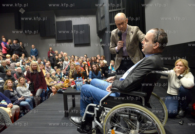 Gdynskie Centrum Filmowe. W sali kinowej Warszawa odbylo...