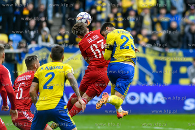 Betclic 1 liga. Arka Gdynia -  Miedź Legnica n/z Kike...