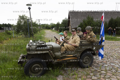 DROP ZONE - V Spotkanie Grup Rekonstrukcyjnych Armii...