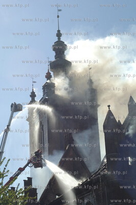 Pozar kosciola sw. Katarzyny w Gdansku. 22.05.2006...