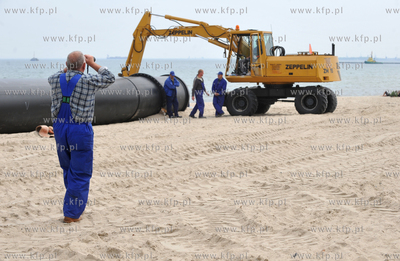 Prace przy budowie wylotow sopockich potokow w glab...