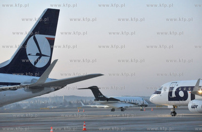 Pierwszy dzien funkcjonowania nowego terminalu T2 gdańskiego...