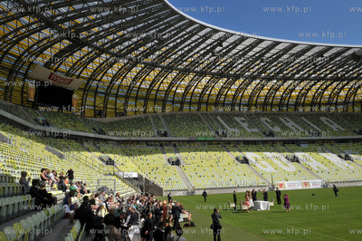 Slub na stadionie PGE Arena w Gdansku. Inga Szwarc...
