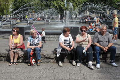 Gdansk Dolny Wrzeszcz. Festyn na placu Jozefa Wybickiego...
