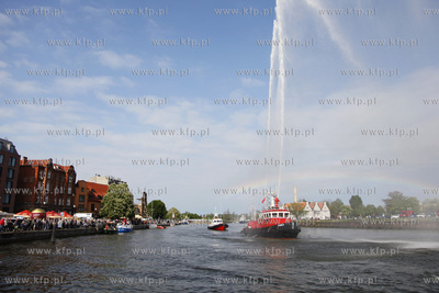 Gdansk. Oficjalne rozpoczecie sezonu zeglarskiego....
