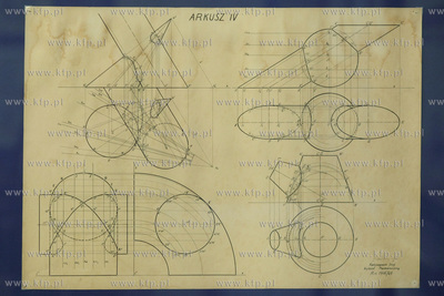 Wystawa 200 Lat Geometrii Wykreslnej, ktora mozna ogladac...