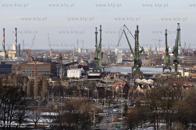 Gdansk. Widok z Gory Gradowej. Nz Stocznia Gdanska....
