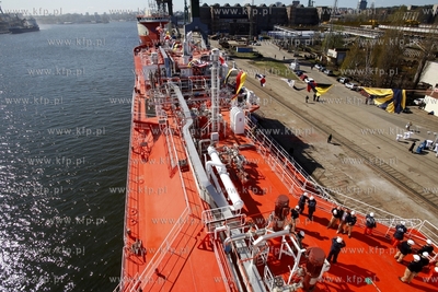 Stocznia Gdansk. Uroczystosc chrztu statku SYN ANTARES....