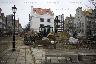 Budowa kamienic na ulicy św. Ducha w Gdańsku. 20.02.2017...