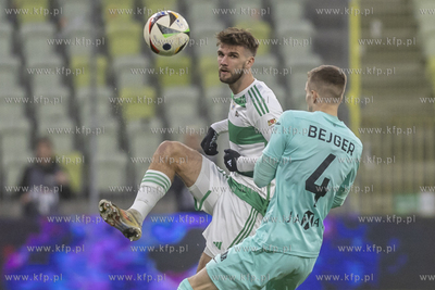 Lechia Gdańsk - Sląsk Wrocław. Nz. Kacper Sezonienko...