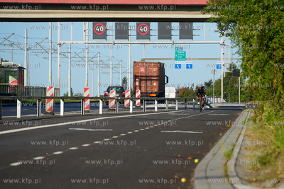 Ekostrada - nowa droga rowerowa w al. Armii Krajowej...