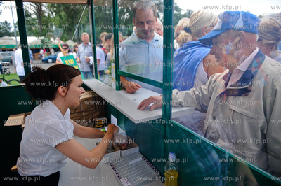 Gdynia. Skwer Kosciuszki. Z okazji 85 urodzin Gdyni,...