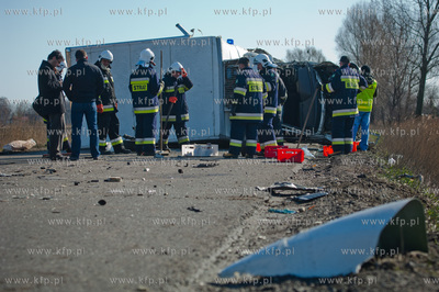 Bogatka. Smiertelny wypadek drogowy z udzialem samochodu...