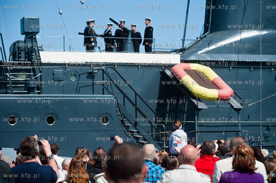 Gdynia. Skwer Kosciuszki - Plyta Marynarza Polskiego....