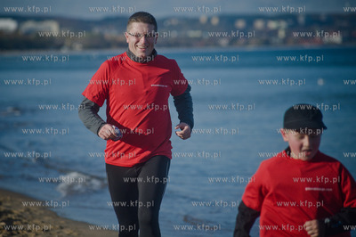 Gdansk. Plaza w Brzeznie. Gdansk Biega 2012.
Nz wsrod...