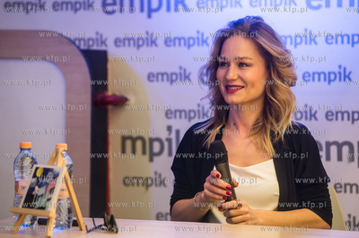 Gdansk. Salon Empik w C.H. Galeria Baltycka. Spotkanie...