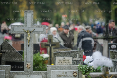 Gdańsk. Cmentarz św. Jadwigi w Nowym Porcie. Dzień...