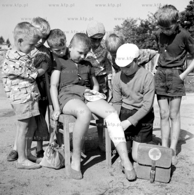Obozowy punkt medyczny. 1960
0008268z
Fot. Zbigniew...