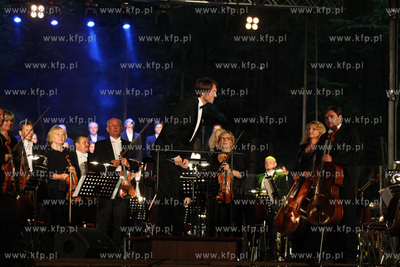 Opera Lesna w Sopocie.Koncert Piotra Rubika (nz) Santo...