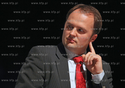 Teatr Wybrzeze - Scena Kameralna w Sopocie. Debata...