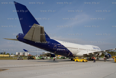 Samolot Boeing 747 już po raz szosty odwiedzil gdanskie...