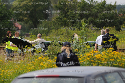 Smiertelny wypadek na przejezdzie kolejowym w Redzie...