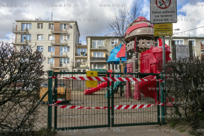 W celu zapobiegania ekspansji wirusa SARS-CoV-2 wywołującego...