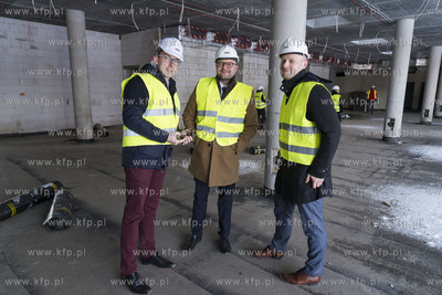 XVII LO w Gdyni pierwszą flagową szkołą Microsoft...