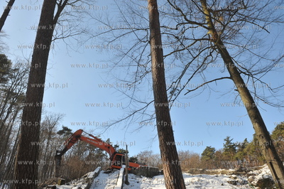 Remont i przebudowa Opery Lesnej w Sopocie. Rozebrano...