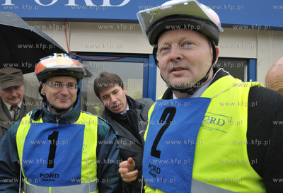 Otwarcie nowoczesnego miasteczka ruchu drogowego, ktore...