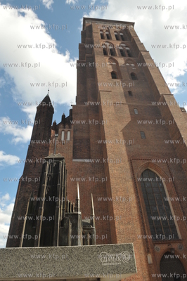 Na placu ks. Jozefa Zator - Przytockiego stoi replika...