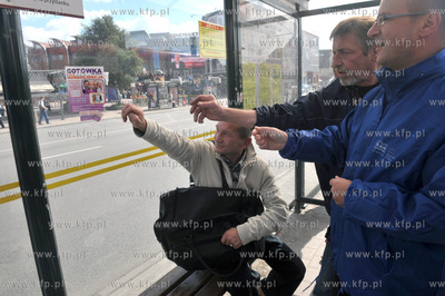 Akcja - "Czyste Przystanki" w ramach kampanii Zmieniamy...