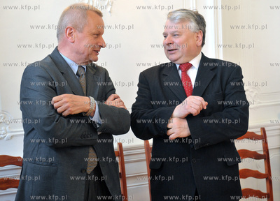 Palac Opatow w Oliwie. Uroczystosc otwarcia Konsulatu...