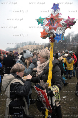 Orszak Trzech Kroli w Zukowie na Kaszubach. Po urocztosciach...