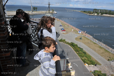Gdansk Nowy Port. Stara latarnia morska. W odsali wejscie...