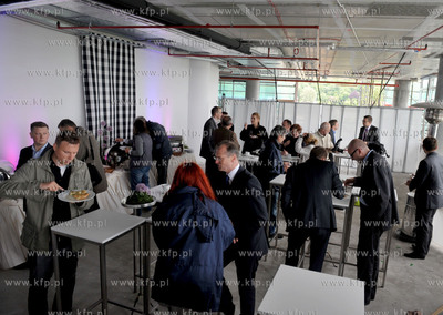 Gdansk, Wrzeszcz, al. Grunwaldzka. Uroczystosc zawieszenia...